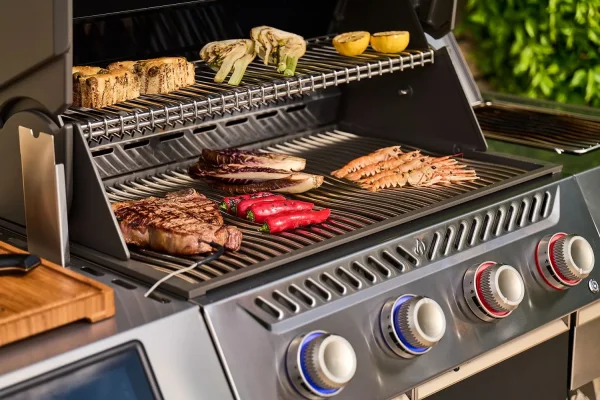 Napoleon Gasgrill Prestige PRO 500 schwarz inkl. Drehspieß