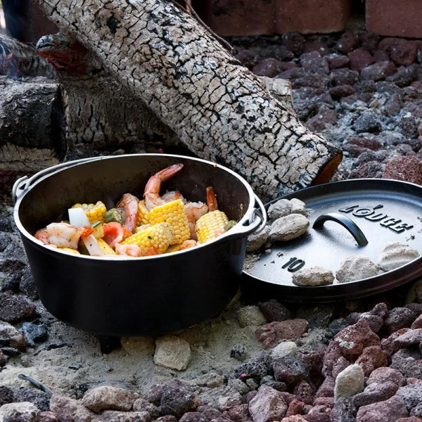 Lodge Deep Camp Dutch Oven