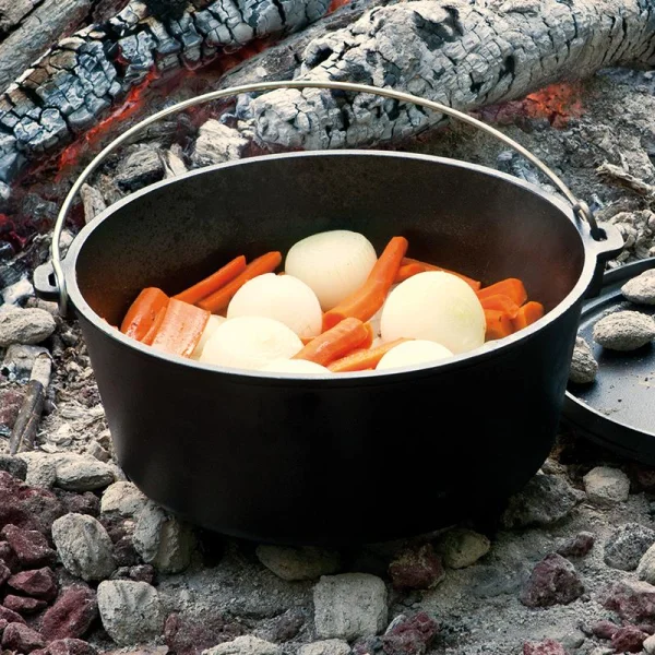 Lodge Deep Camp Dutch Oven